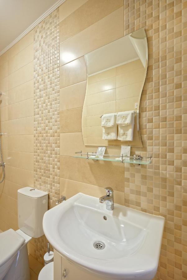 Комплекс Колонада Hotel Hisarya Exterior photo